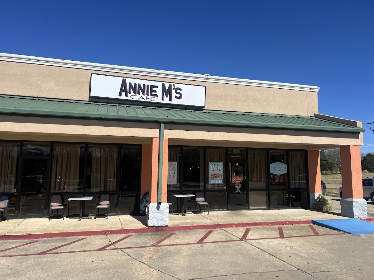Annie M’S Cafe